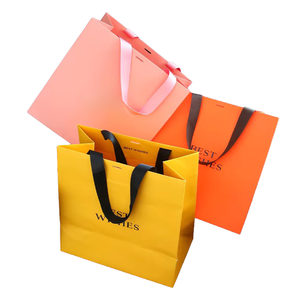 Sacs en papier personnalisés recyclables de grande taille pour l'Europe, sacs de shopping pour vêtements, emballages de luxe, sacs cadeaux de remerciement avec votre propre logo - Product Image 4