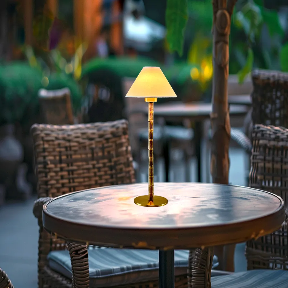 مصباح طاولة قابل للشحن لا سلكي يمكن خفته بمفتاح تحكم باللمس، ديكور داخلي لطاولات فنادق الطعام