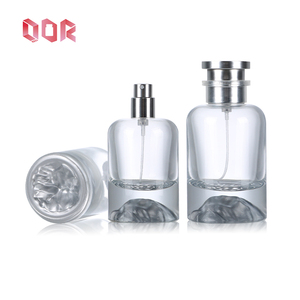 Wholesale Simple Thickened 30ml 50ml <b>100ml</b> Advanced Perfume <b>Bottle</b> Flat Clear Thick Sole Portable Glass <b>Spray</b> <b>Bottle</b> - Product Image 3