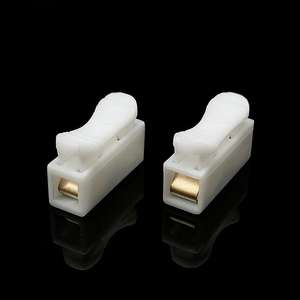 Connecteur LED CH-1, bornes de câblage rapide, type enfichable, bloc de connexion facile, plus de 60 contacts, taille de conducteur 1-5 AWG - Product Image 2