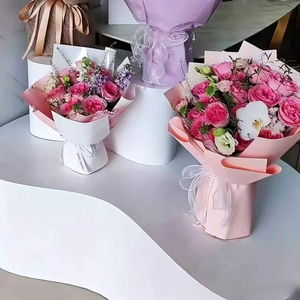 Central Flowing Display <b>Platform</b>, Shoes Bags Accessories Display Cabinet for Clothing Shoe & Flower Boutique - Product Image 2