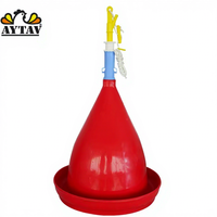 Nuevo Sistema de Bebederos para Pollos y Conejos, Bomba con Boquilla de Plástico para Uso en Granjas, Modelo AYTAV 302101, 1 Año de Garantía, 38x68cm