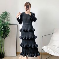 Robe plissée haut de gamme Lily, design de niche, style élégant pour femmes rondes, jupe à volants anti-âge