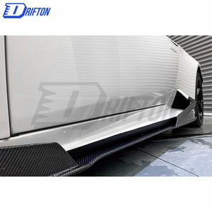 Falda lateral para Lamborghini Huracan LP610 LP580 2014-2019 estilo MAD fibra de carbono - Product Image 3