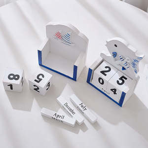 Ornement de calendrier en bois de style méditerranéen, petit design de gouvernant, décoration de bureau, accessoire de gestion du temps - Product Image 1