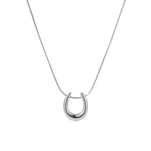 Collar de Moda con Colgante en Forma de Herradura en Acero Inoxidable Grueso, Chapado en Oro de 18K, con Cadena de Serpiente - Product Image 6