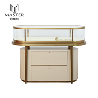 Vitrina de Joyería MASTER de Acero Inoxidable con Marco Dorado, Cerradura Mecánica, 135*55*101cm, con Luces