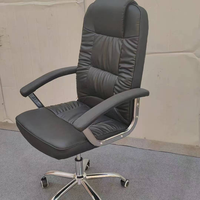 Chaise de bureau exécutive ergonomique à dossier haut en cuir PU, avec accoudoirs de luxe, base chromée, pivotante et inclinable, idéale pour la salle à manger