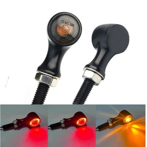 Nouveau <span class=keywords><strong>clignotant</strong></span> arrière <span class=keywords><strong>LED</strong></span> 12V trois-en-un pour moto, intégré aux <span class=keywords><strong>feux</strong></span> <span class=keywords><strong>de</strong></span> positionnement et <span class=keywords><strong>de</strong></span> freinage - Product Image 2