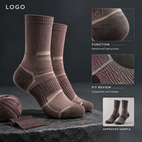 Chaussettes de randonnée en mélange de laine et de fibres écologiques, couleur prune taupe, en laine et nylon, tricotées avec contrôle de la maille, talon et bout renforcés, entretien facile, taille personnalisée