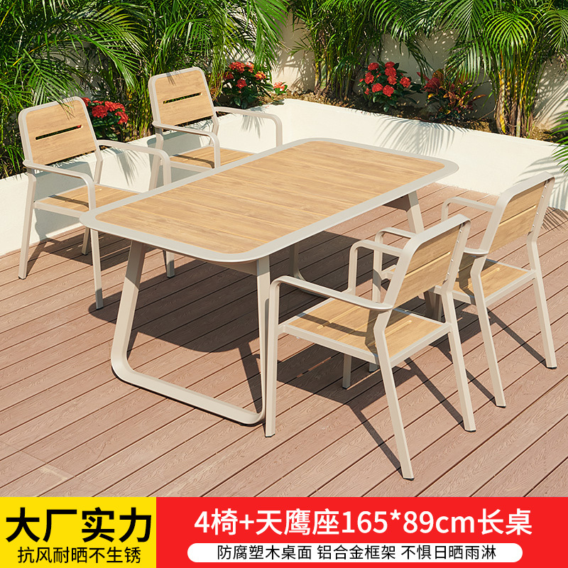 Mesa de comedor con 4 sillas Aquila, 165 cm de largo.