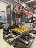 Nouveau centre d'usinage vertical CNC 5 axes VMC1160, commande GSK, changeur d'outils automatique BT40, haute précision, prix compétitif