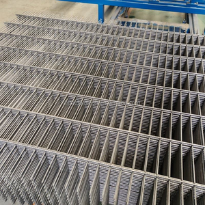 Grillage en acier galvanisé soudé à maille plate avec services de découpe et de soudage pour la protection des animaux et les bâtiments - Product Image 4