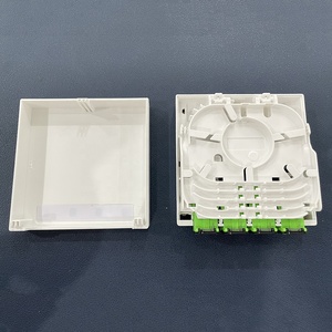 Hộp thiết bị đầu cuối truy cập sợi quang 4 lõi FTTH với cáp thả sợi quang được kết thúc trước trên một cuộn các tông - Product Image 5