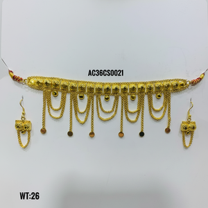 Conjunto de Chik de alta calidad de diseño clásico de moda con pendientes chapados en oro para mujeres Diseño solo en línea - Product Image 1