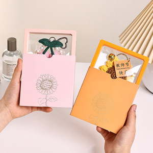 Sunflower <b>Gift</b> <b>Set</b> For Teachers Day Creative Jewelry Packaging Box With Keychain And Flower Design - Product Image 3