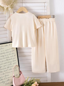 Set Estivo per Bambine, Nuovo Completo con Maglietta a Maniche Corte Color Albicocca e Pantaloni Lunghi per Bambini Piccoli - Product Image 3