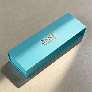 Boîte cadeau personnalisée faite à la main avec revêtement UV, laminage mat, aseptique, pour parfum, mascara, boîte rigide plate avec fermeture magnétique, emballage pour flacon - Product Image 5