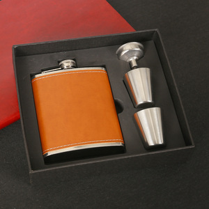 Botella de Licor Portátil de Acero Inoxidable Personalizada al por Mayor, Vaso de Chupito de 7oz/8oz, Set de Vasos de Viaje - Product Image 2