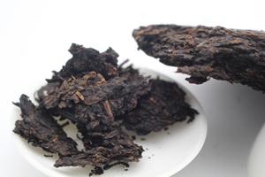 Сертифицированный CERES, Yunnan <span class=keywords><strong>Puer</strong></span> <span class=keywords><strong>Tea</strong></span> Brands, ферментированный Пуэр Чай, частная торговая марка, старинный пуэр чай - Product Image 4