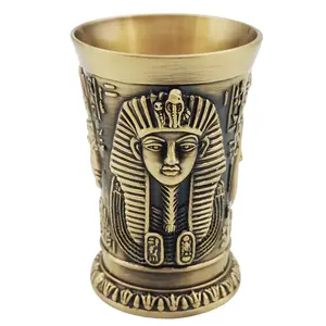 レヴナント同じスタイルのメタルショットグラスヴィンテージ3Dリリーフショットグラス銅古代エジプト神話レリーフアート銅ショットグラス