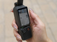 Cámara Deportiva Pocket4 (Solo Cuerpo) 4K HD Antivibración con Pantalla de 2.0" para Vlogging Diario