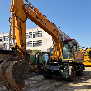 Excavatrice sur roues Hyundai Robex 210W-9T, couleur orange, équipement de construction lourd, 22 tonnes, PLC, d'occasion - Product Image 3