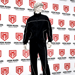 ชุดวอร์มสตรีทแวร์ผ้าฝ้าย 100% แบบกำหนดเอง ชุดเซ็ต 2 ชิ้น กางเกงขาสั้น ระบายอากาศ กันลม น้ำหนักเบา เสื้อแจ็คเก็ตมีซิป มีฮู้ด - Product Image 1