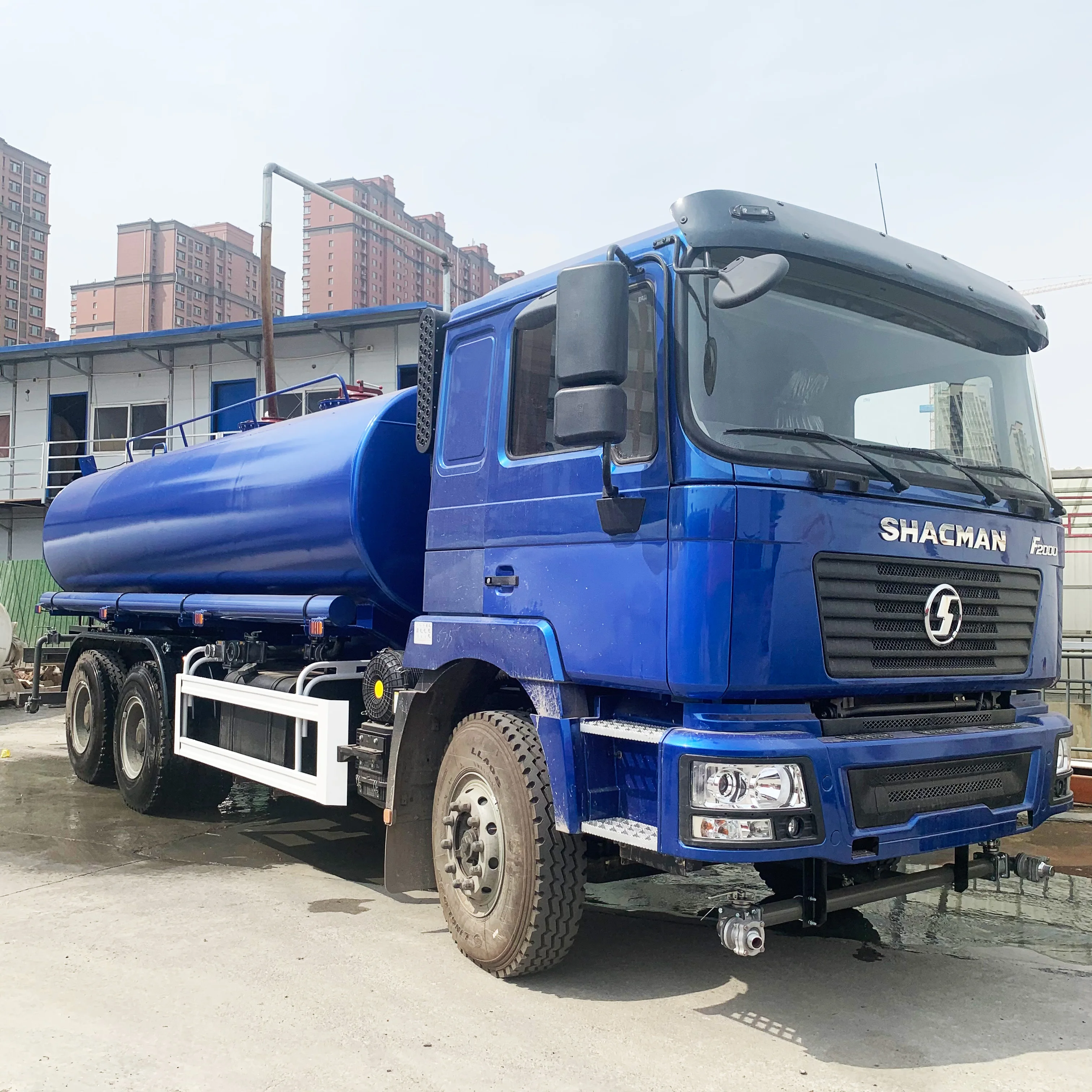 Camion-citerne Shacman pour eau potable, nouveau, bon marché