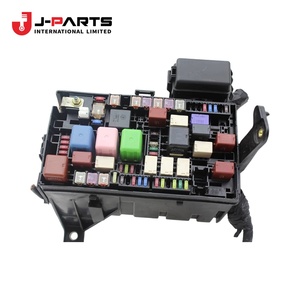 บล็อกรีเลย์ห้องเครื่องเบอร์ 2 สำหรับโตโยต้า HIACE TRH203 ปี 2005-2013 - Product Image 3