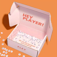 Boîte d'expédition rose personnalisée avec logo imprimé, faible MOQ (500 pièces), en matériaux recyclés, étanche, avec gaufrage, emballage en carton ondulé