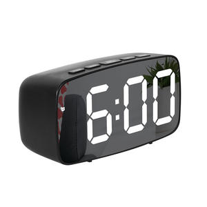 Reloj Despertador LED Multifuncional con Fuente Grande, Inteligente, Electrónico, de Mesa, con Batería y Enchufe, Doble Uso, Venta al Por Mayor - Product Image 1