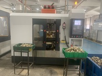 Centre d'usinage CNC motorisé 3 axes pour le traitement des corps de robinetterie dissimulés en laiton (perçage, fraisage, taraudage) pour quincaillerie de salle de bain