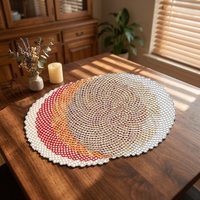 Napperon de Table Rond Moderne Doré en PVC, Tapis de Table Tressé en Forme de Feuille Adapté aux Cuisines, Mariages et Usage Commercial pour la Restauration