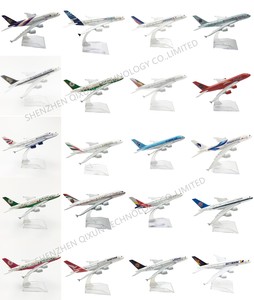 Cadeau promotionnel - Jouets en alliage moulé sous pression - Modèles d'avions Airbus A380 à l'échelle 1:400 - 16 cm - Métal avec design personnalisé - Product Image 6