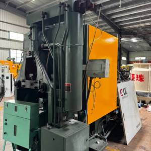 Sử dụng máy đúc khuôn áp suất cao bằng hợp kim kẽm 130T với động cơ vòng bi PLC 380V 15kW, năng suất cao & tự động - Product Image 2