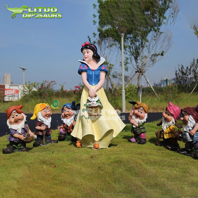 Snow White and Seven Dwarfs Resin Garden Statue - Colorful Garden