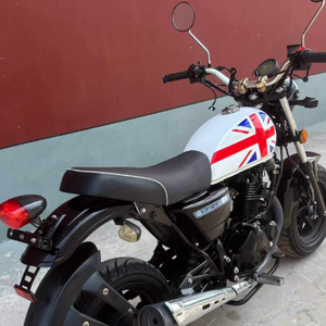 Mini-<span class=keywords><strong>moto</strong></span> <span class=keywords><strong>CF</strong></span> <span class=keywords><strong>Moto</strong></span> XO Baboon <span class=keywords><strong>125</strong></span> d'occasion, excellent état. Moteur monocylindre refroidi par air de <span class=keywords><strong>125</strong></span> cm3, freins à disque - Product Image 4