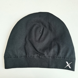 Tùy Chỉnh In Logo Skull Cap Satin Dòng Bán Buôn Đen <span class=keywords><strong>Polyester</strong></span> Spandex <span class=keywords><strong>Hat</strong></span> Unisex Ngoài Trời Dệt Kim Mũ Beanie - Product Image 3