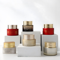 Ventes en gros de pots en verre cosmétiques 30g 50g pour crème pour le visage et soin du visage, couleur et logo personnalisés, emballage individuel