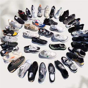 Chaussures décontractées pour hommes en solde, modèles variés, chaussures de sport d'occasion pas chères en stock - Product Image 1