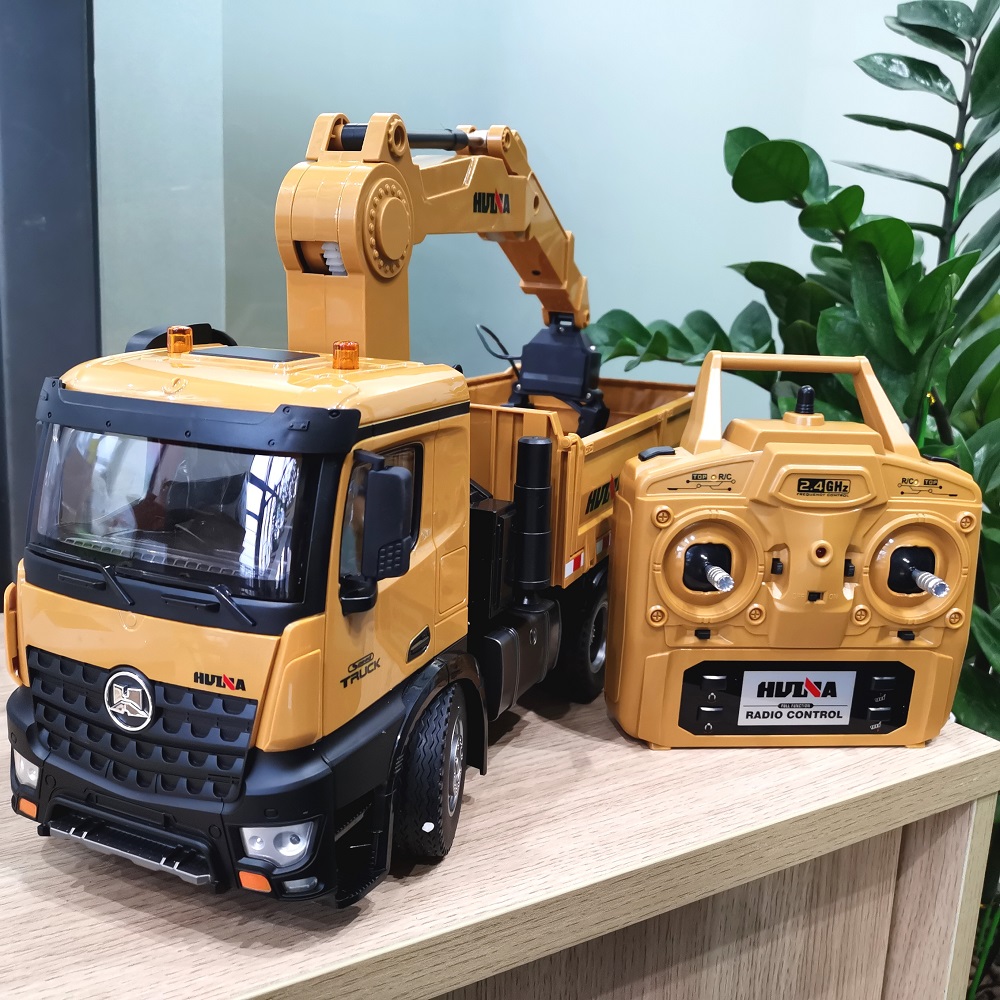 HUINA 1/14 RCダンプトラック 1575 Huina 1575 RC TIMBER TRUCK – Huina Construction Toys
