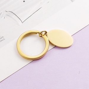 High Quality Oval Shape Pendant Gold Plated <b>Key</b> <b>Ring</b> logo Custom <b>Engraved</b> Stainless Steel Round Pendant Keychain - Product Image 3