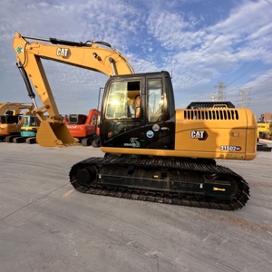 รถขุดไฮดรอลิกตีนตะขาบ CAT315D2GC ขนาด 15 ตัน ยี่ห้อแคตเตอร์พิลลาร์ เครื่องยนต์ดีเซล สำหรับงานหนัก งานก่อสร้าง งานดิน และงานเหมือง - Product Image 4