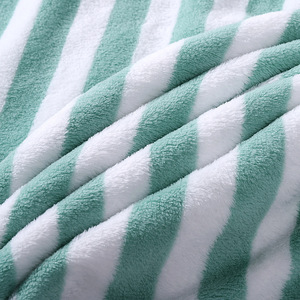 Lot de serviettes de bain en polaire corail rayée de qualité supérieure, épaisses, ultra douces, absorbantes et à séchage rapide, pour la maison – Offre spéciale - Product Image 6