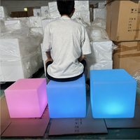 Meuble Lumineux 35cm 40cm 43cm, Siège Cube LED 3D Clignotant, Chaise Cube LED Lumineuse, Siège Cube Lumineux, Table d'Appoint LED Moderne