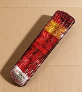 Ensemble de feux arrière pour camion Sinotruk HOWO A7 T7H série Weichai, gauche et droite, feux de recul, de frein et d'arrêt, pièces de rechange <span class=keywords><strong>M</strong></span> - Product Image 5