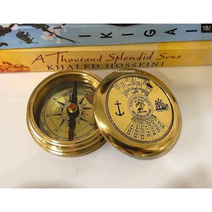 เข็มทิศทองเหลือง ALFA NAUTICAL พร้อมปฏิทิน ของตกแต่งทางทะเล อุปกรณ์นำทางสำหรับการตั้งแคมป์ การเดินทาง และการเดินเรือ พกพาสะดวก ขนาดพกพา - Product Image 4