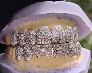 Joyas de Moissanita de la Mejor Calidad con Diseño de Diamantes, Artesanía Exquisita para Colección de Moda, Disponible en Grandes Cantidades - Product Image 1