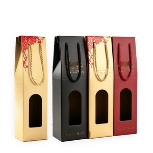 Bolsa de Regalo de Papel para <span class=keywords><strong>Vino</strong></span> de una Sola Botella con Logotipo Personalizado, Ventana y Asa de Cuerda para Envasado de 750 ml, Fabricante Mayorista - Product Image 1